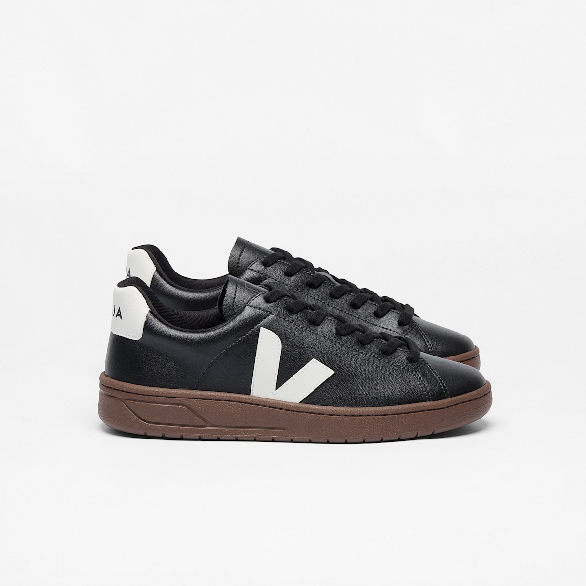 URCA CWL BLACK WHITE